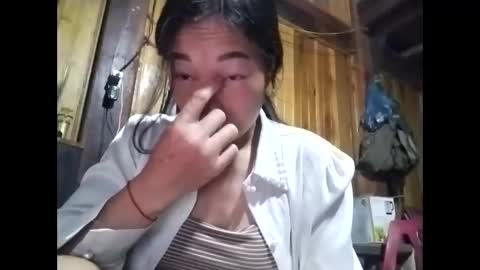 phuong_vietnam online show from May 18, 2026, 1:02 am