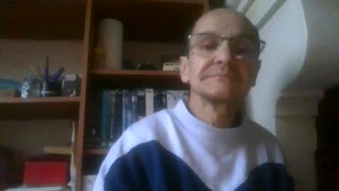 Snapshot of pichoun71 chatting on February 1, 2025, 7:47 am pichoun71 online show from February 1, 2025, 7:47 am