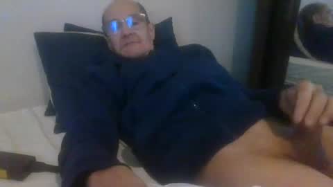 pichoun71 online show from November 22, 2025, 7:40 am