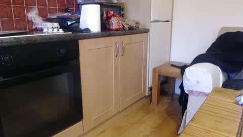 Snapshot of piercedcock069 chatting on October 27, 2025, 9:02 am piercedcock069 online show from October 27, 2025, 9:02 am