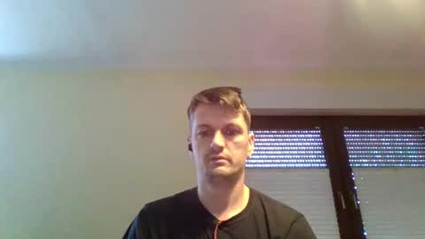 piercingsxxx online show from February 28, 2025, 10:09 am