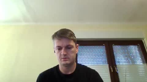 piercingsxxx online show from December 19, 2025, 8:32 am