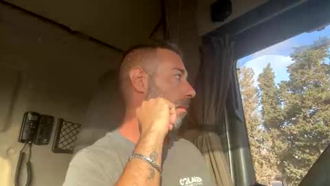 pierotu online show from September 10, 2025, 5:40 am