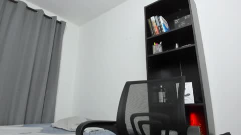 Snapshot of pierrevidal chatting on January 26, 2025, 11:50 pm Pierre online show from January 26, 2025, 11:50 pm