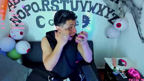 Snapshot of piggy_eddy chatting on October 23, 2025, 8:29 pm Eddy Brock... Its a pleasure to talk to... online show from October 23, 2025, 8:29 pm