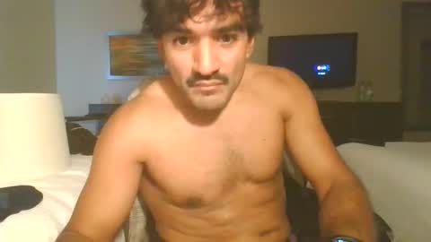 Snapshot of piggybottom299 chatting on December 16, 2025, 6:57 pm piggybottom299 online show from December 16, 2025, 6:57 pm