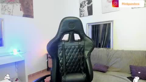 Snapshot of piinkpandora chatting on March 29, 2026, 9:15 pm PiinkPandora online show from March 29, 2026, 9:15 pm