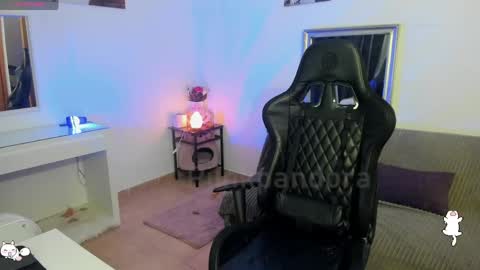 Snapshot of piinkpandora chatting on April 12, 2026, 8:03 pm PiinkPandora online show from April 12, 2026, 8:03 pm