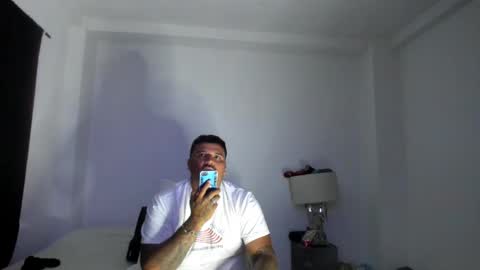 Snapshot of pikoro_gomez chatting on February 24, 2026, 12:30 am pikoro_gomez online show from February 24, 2026, 12:30 am