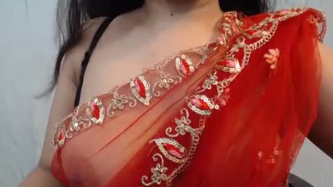 Snapshot of pilowprincess chatting on July 18, 2026, 6:56 pm Sayra online show from July 18, 2026, 6:56 pm