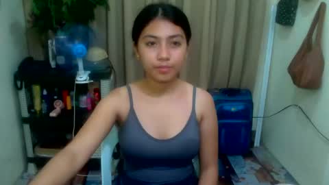 pinay_aangel online show from April 15, 2026, 4:58 pm