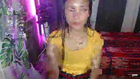 Snapshot of pinay_angel143 chatting on June 6, 2026, 11:31 pm pinay_angel143 online show from June 6, 2026, 11:31 pm