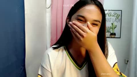 Snapshot of pinay_heart chatting on January 11, 2026, 3:17 pm heart online show from January 11, 2026, 3:17 pm