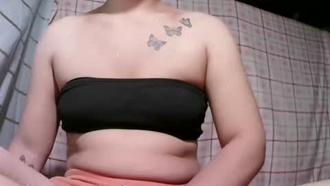 Snapshot of pinay_janella10 chatting on September 14, 2025, 2:49 pm pinay_janella10 online show from September 14, 2025, 2:49 pm