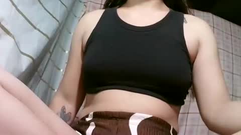 Snapshot of pinay_janella10 chatting on September 17, 2025, 11:56 am pinay_janella10 online show from September 17, 2025, 11:56 am