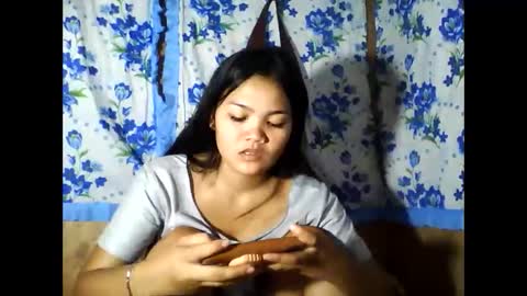 pinay_just18th online show from April 10, 2026, 10:58 pm