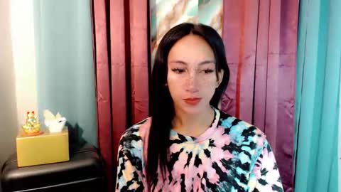 lucyLove online show from December 18, 2025, 2:28 am