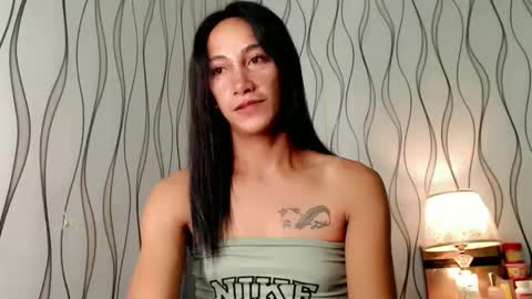 lucyLove online show from December 23, 2025, 1:47 am