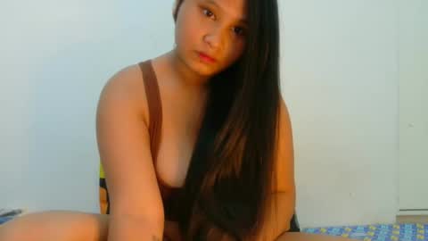 Snapshot of pinaybigboobs_69 chatting on November 12, 2025, 5:19 am just call me rose online show from November 12, 2025, 5:19 am