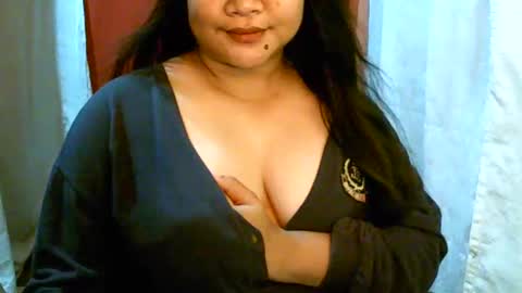 Snapshot of pinayjona chatting on January 22, 2025, 12:27 pm pinayjona online show from January 22, 2025, 12:27 pm