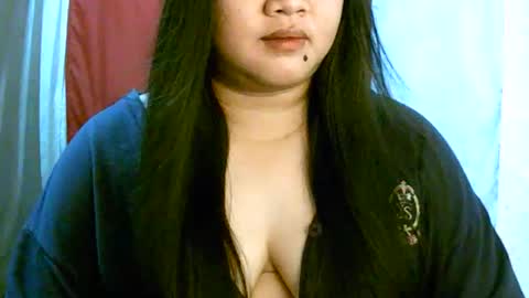 Snapshot of pinayjona chatting on October 7, 2025, 11:29 am pinayjona online show from October 7, 2025, 11:29 am