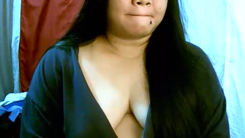 Snapshot of pinayjona chatting on October 18, 2025, 12:39 pm pinayjona online show from October 18, 2025, 12:39 pm