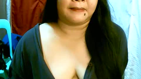 Snapshot of pinayjona chatting on October 19, 2025, 11:33 am pinayjona online show from October 19, 2025, 11:33 am