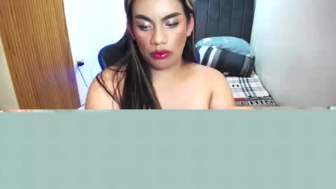 Snapshot of pinaymistress69 chatting on January 19, 2026, 3:27 pm Im chikana online show from January 19, 2026, 3:27 pm