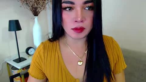 Snapshot of pinaymorena69 chatting on January 31, 2025, 9:48 am Just cath online show from January 31, 2025, 9:48 am