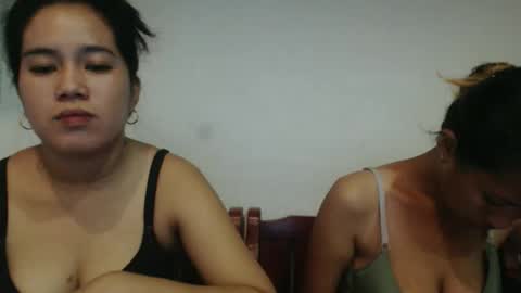 Snapshot of pinaysquirtpussy chatting on October 19, 2025, 8:31 pm pinaysquirtpussy online show from October 19, 2025, 8:31 pm