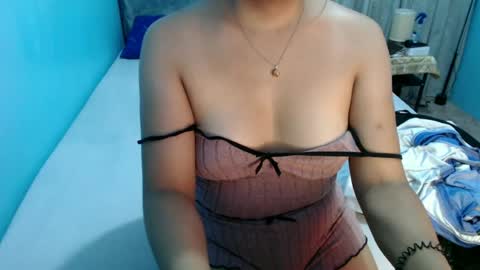 Snapshot of pinaysweetbunnyxx chatting on June 16, 2026, 5:21 am pinaysweetbunnyxx online show from June 16, 2026, 5:21 am