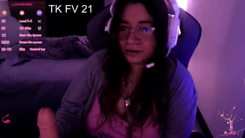 Kitty online show from December 16, 2025, 6:24 pm