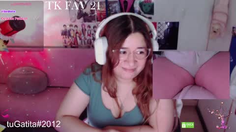 Snapshot of pink_girl0n chatting on April 7, 2026, 1:39 am Kitty online show from April 7, 2026, 1:39 am