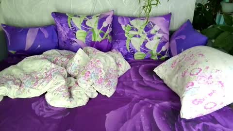 Snapshot of pink_light chatting on November 7, 2025, 2:44 am Tatyana online show from November 7, 2025, 2:44 am