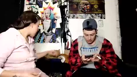 Snapshot of pink_peyton chatting on December 19, 2024, 2:01 am Pink peyton online show from December 19, 2024, 2:01 am