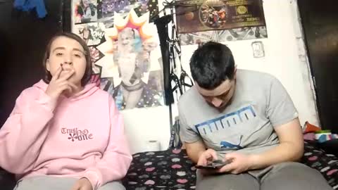 Snapshot of pink_peyton chatting on December 24, 2024, 2:01 pm Pink peyton online show from December 24, 2024, 2:01 pm