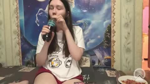 Snapshot of pink_pikachu_ chatting on November 21, 2025, 7:01 pm Pikachu pika online show from November 21, 2025, 7:01 pm