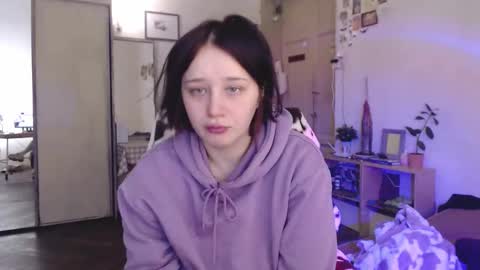 Snapshot of pink_soup chatting on December 19, 2025, 5:36 am Sony online show from December 19, 2025, 5:36 am