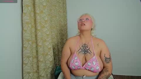  . online show from November 6, 2025, 2:45 am