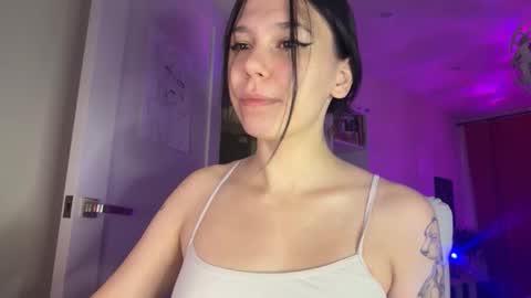 Snapshot of pinkdollylovv chatting on September 24, 2025, 9:40 pm pinkdollylovv online show from September 24, 2025, 9:40 pm