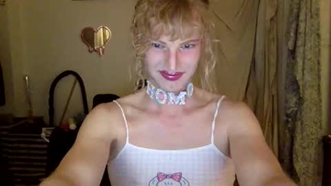 Snapshot of pinkfag chatting on February 6, 2025, 6:24 pm pinkfag online show from February 6, 2025, 6:24 pm