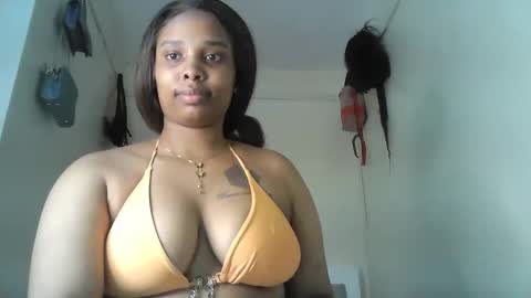 Pinkie online show from November 21, 2025, 9:57 pm