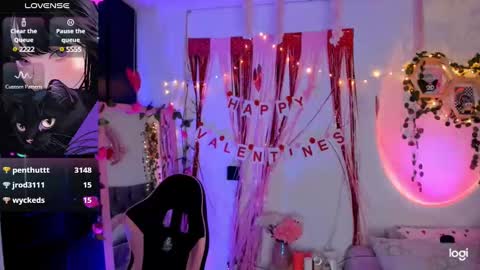 Sarah .. online show from February 8, 2025, 11:12 am