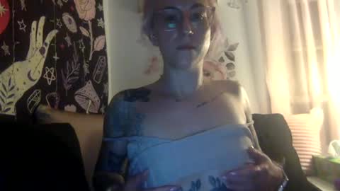 Snapshot of pinkparty13 chatting on July 9, 2026, 4:38 am pinkparty13 online show from July 9, 2026, 4:38 am