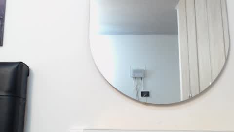 Snapshot of pinky_f00x chatting on November 19, 2025, 7:36 pm pinky_f00x online show from November 19, 2025, 7:36 pm