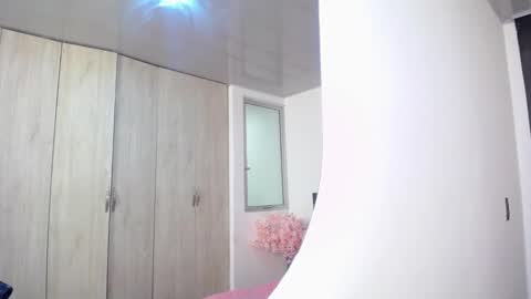 Snapshot of pinky_f00x chatting on December 13, 2025, 7:53 pm pinky_f00x online show from December 13, 2025, 7:53 pm