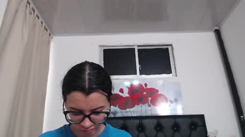 Snapshot of pinky_f00x chatting on April 29, 2026, 7:31 pm pinky_f00x online show from April 29, 2026, 7:31 pm