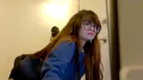 Snapshot of pinkyrosexx chatting on July 12, 2026, 1:35 pm Rose online show from July 12, 2026, 1:35 pm