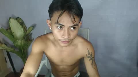 pinoy_palautogxxx online show from March 15, 2026, 7:53 pm