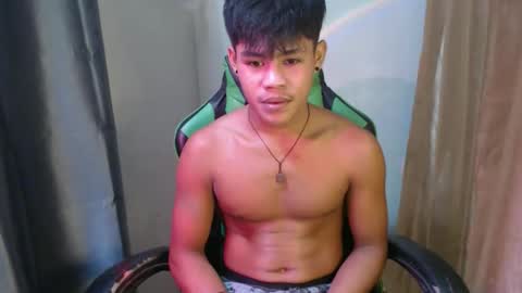 pinoy_shyboy69 online show from April 11, 2026, 5:28 pm